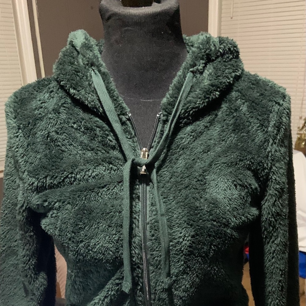 Jackets - Picture 4 of 8